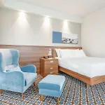 Hampton By Hilton 3*
