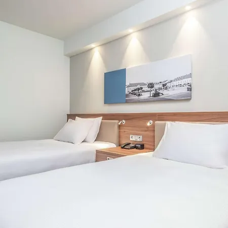 Hampton By Hilton Hotel