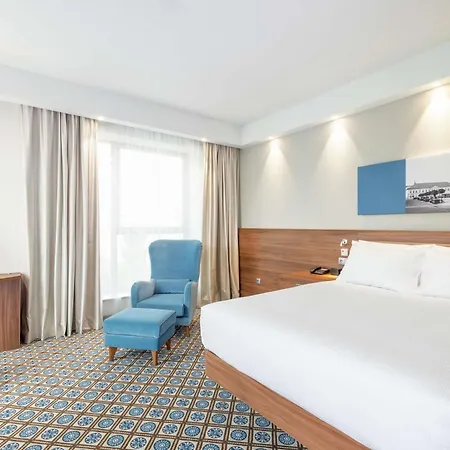 Hampton By Hilton Hotel 3*