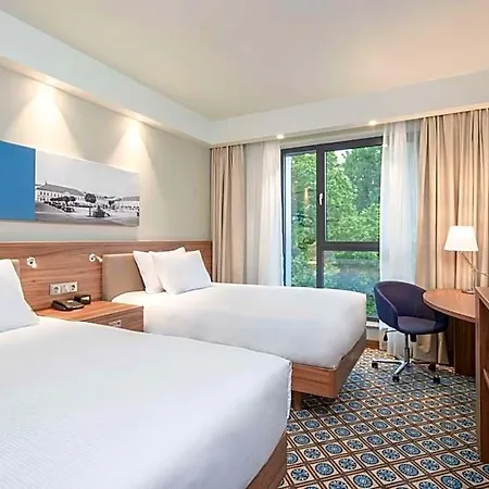 Hampton By Hilton