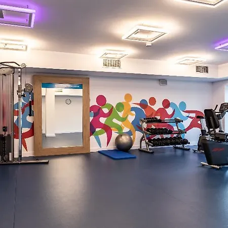 Hampton By Hilton 3*