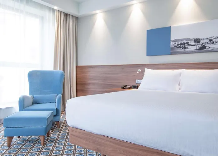 Hampton By Hilton Hotel 3*