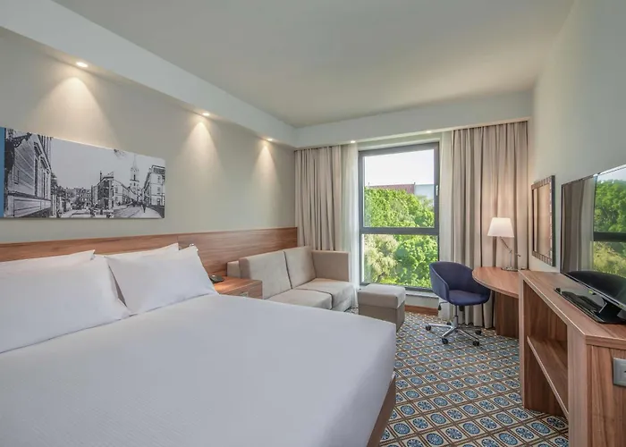 Hampton By Hilton Hotel 3*